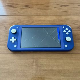 任天堂 Switchスイッチライト ブルー色本体 液晶割れのジャンク品