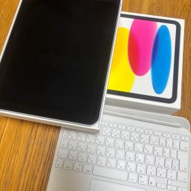 iPad 第10世代 本体とキーボードセット
