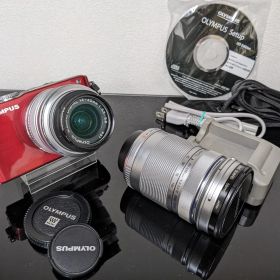 OLYMPUS◇ ミラーレス一眼 PEN Lite E-PL3 ダブルズームキット レッド
