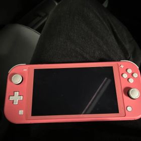 Nintendo Switch Lite ピンク