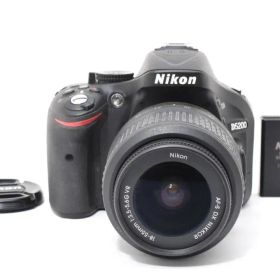 Nikon D5200 AF-S DX NIKKOR 18-55m レンズセット