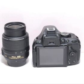 Nikon D5200 デジタル一眼 レフカメラ とハンディブック付き