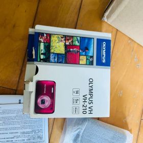 OLYMPUS デジカメ VH-210 ほぼ新品 オリンパス グリーン