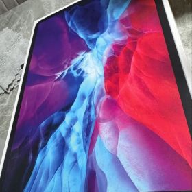 iPad Pro 12.9第四世代 シルバー【ジャンク】