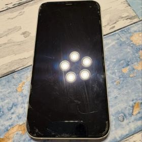 Apple iPhone 11 ホワイト 本体