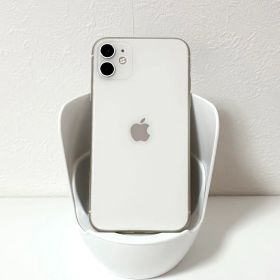 iPhone 11 64GB ホワイト