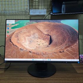 8 EIZO FlexScan EV2450（23.8インチ・フルHD）