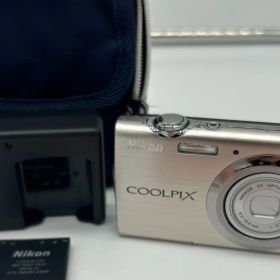 Nikon COOLPIX S230 シルバー コンパクトデジタルカメラ