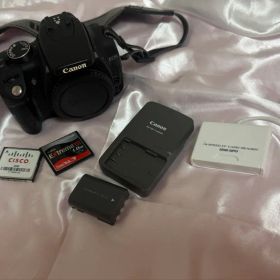 【ジャンク品】Canon EOS KISS DIGITAL N 一眼レフ