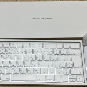 Apple Magic Keyboard & Magic Mouse