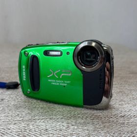 FUJIFILM FinePix XP50 防水 耐衝撃 カメラ