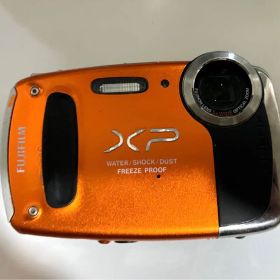 FUJIFILM FinePix XP50 デジカメ