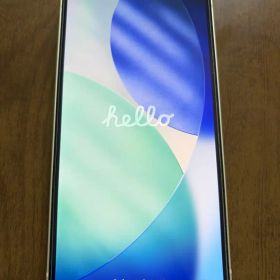 Apple iPhone 13 ホワイト