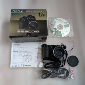 FUJIFILM FINEPIX S2500HD デジタルカメラ