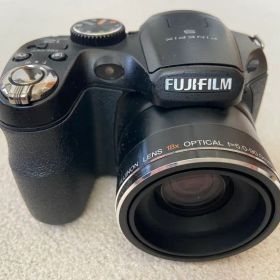 FUJIFILM Finepix S2500HD+SD32GB デジタルカメラ