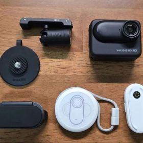 Insta360 GO 3 本体 バイクPOVキット(充電器込み)