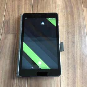 Qua tab QZ8 au向け Androidタブレット 動作品
