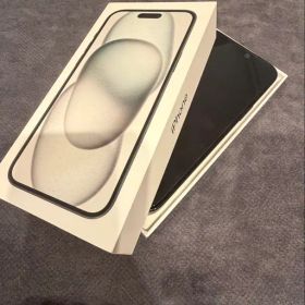 Apple iPhone 15 ブラック 本体