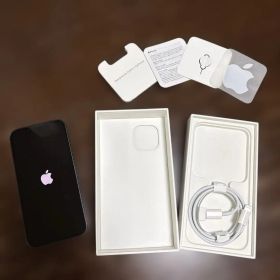 Apple iPhone 13 mini ブラック 本体