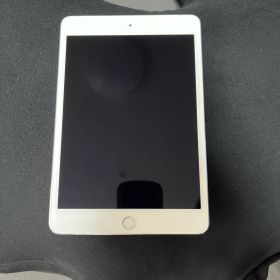 iPad mini 4 (A1550) 16GB セルラーモデル