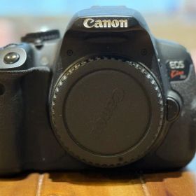 Canon EOS Kiss X6i デジタル一眼レフ 撮影回数5900枚‼︎