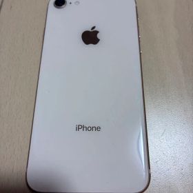 Apple iPhone 8 画面ひび割れ