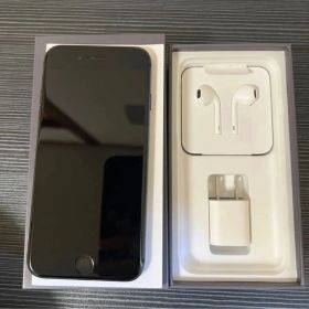 Apple iPhone 8 スペースグレー 本体SIMフリー