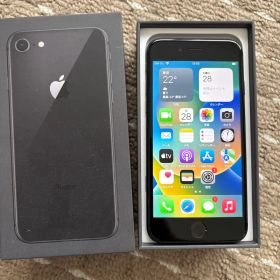Apple iPhone 8 スペースグレー 本体