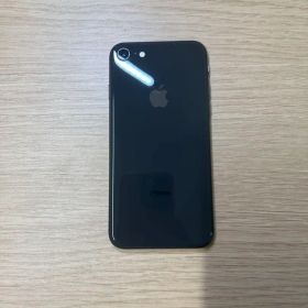 【美品】Apple iPhone 8 ブラック 本体