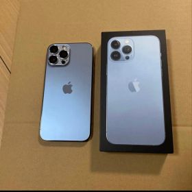 iPhone 13Pro MAX 256GB シエラブルー 置き型充電器付き