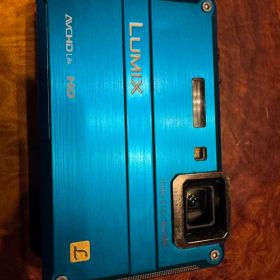 Panasonic Lumix DMC-FT2ブルーボディ ジャンク