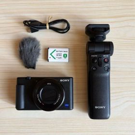 SONY VLOGCAM ZV-1 本体・バッテリー・三脚付き