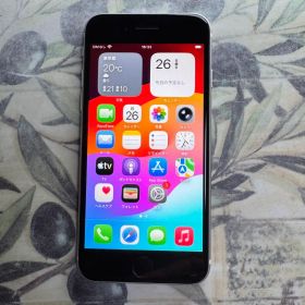 iPhone SE 第2世代 ホワイト64GB SIMロック解除済