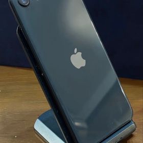 SIMフリー iPhoneSE 第2世代 128GB ブラック