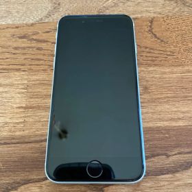 【ジャンク扱い】iPhone SE 第2世代 ホワイト 本体 背面ひび割れあり