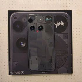Nothing Phone (3) 12GB/256GB グローバル版 中古品 Nothing Phone (3) ブラック 新品 84,762円 中古 80,980円 | ネット最