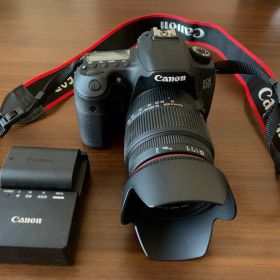 Canon EOS 60D 本体＋SIGMA高倍率ズームレンズ