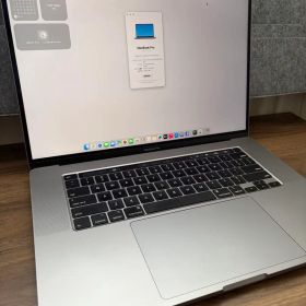 MacBookPro2019 16inch 16Gb 512Gb充放電142回
