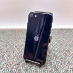 iPhone SE 第3世代 64GB simフリー Apple スマホ 975