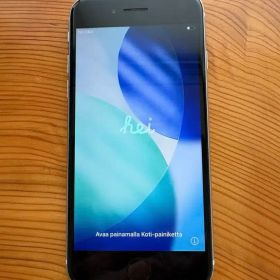Apple iPhone SE3 64GB バッテリー78%