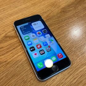 Apple iPhone SE 64GB simフリースターライト