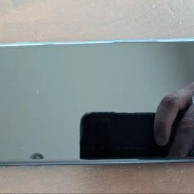 値下げ！Apple iPhone SE (第3世代) ブラック 本体