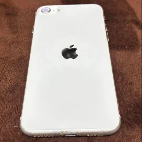 Apple iPhone SE 第3世代ホワイト本体 バッテリー容量良好96%