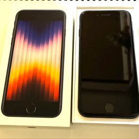 Apple iPhone SE (第3世代) ブラック