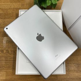 iPad 第９世代 64GB 10.2インチ シルバー Wi-Fi モデル版 送料無料