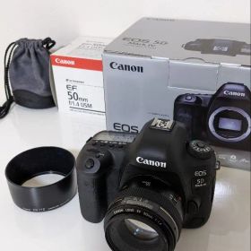 Canon EOS 5D Mark IV + Canon EF 50mm