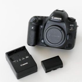 Canon EOS 5D Mark IV （5D Mark 4 ）