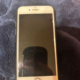 ホワイト iPhone 4.7インチ 本体