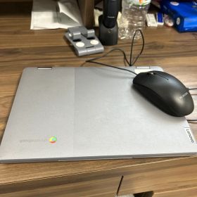 Lenovo Chromebook シルバー (マウス・充電器付き)