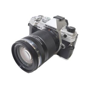 OM SYSTEM OM-5 14-150mm II レンズキット [シルバー]